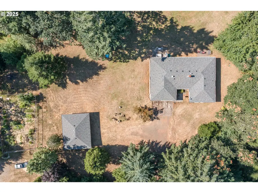 688 Wyatt Ln, Philomath, OR 97370 - Image #2