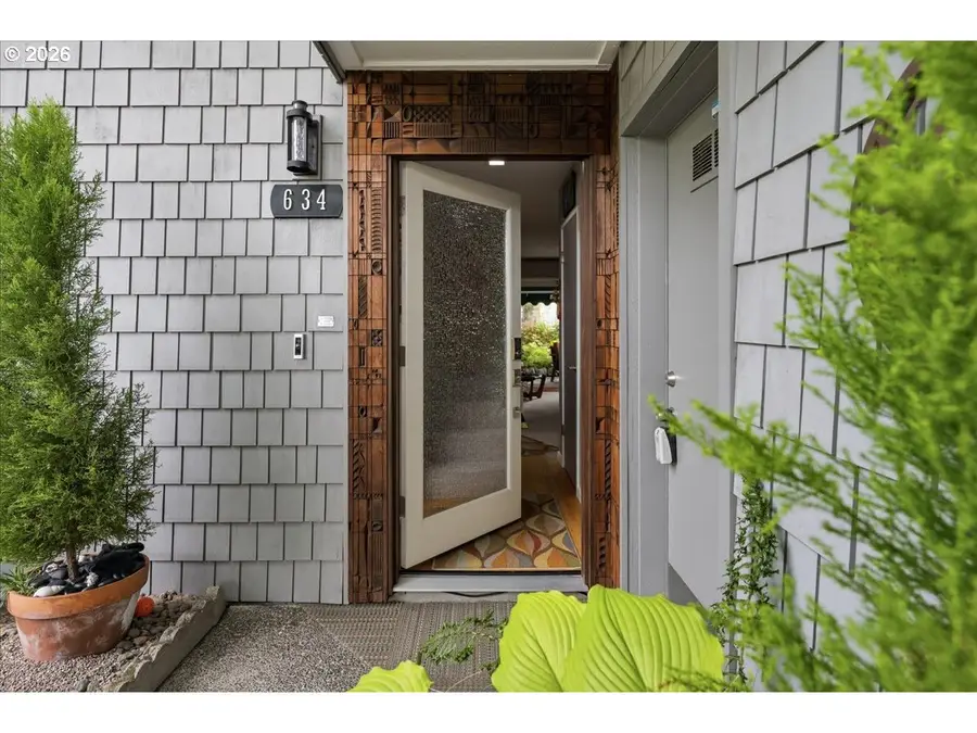 634 N Hayden Bay Dr, Portland, OR 97217 - #3
