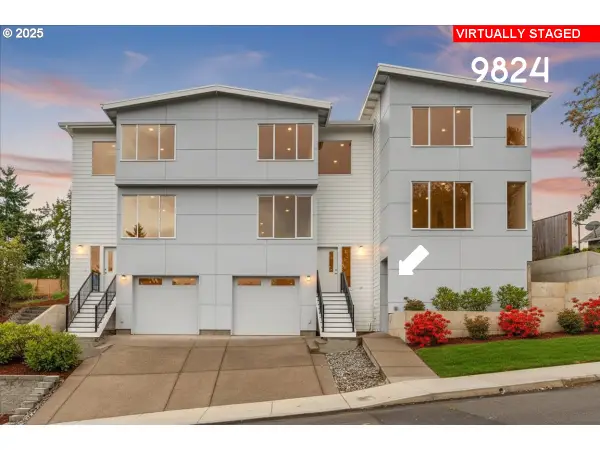 9824 SW 34 Pl, Portland, OR 97219