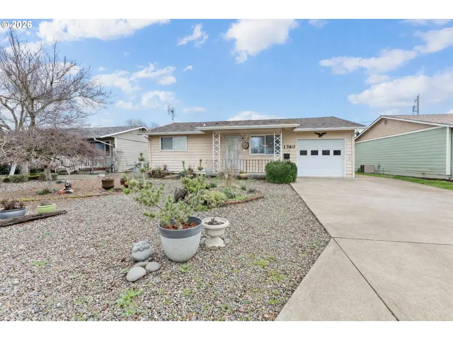 1760 Vanderbeck Ln, Woodburn, OR 97071 - Image #3