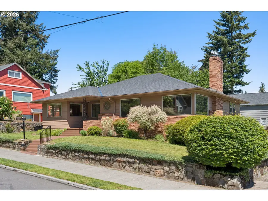 6939 SE Yamhill St, Portland, OR 97215 - #2