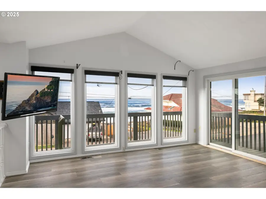 7228 NE Logan Rd, Lincoln City, OR 97367 - Image #3