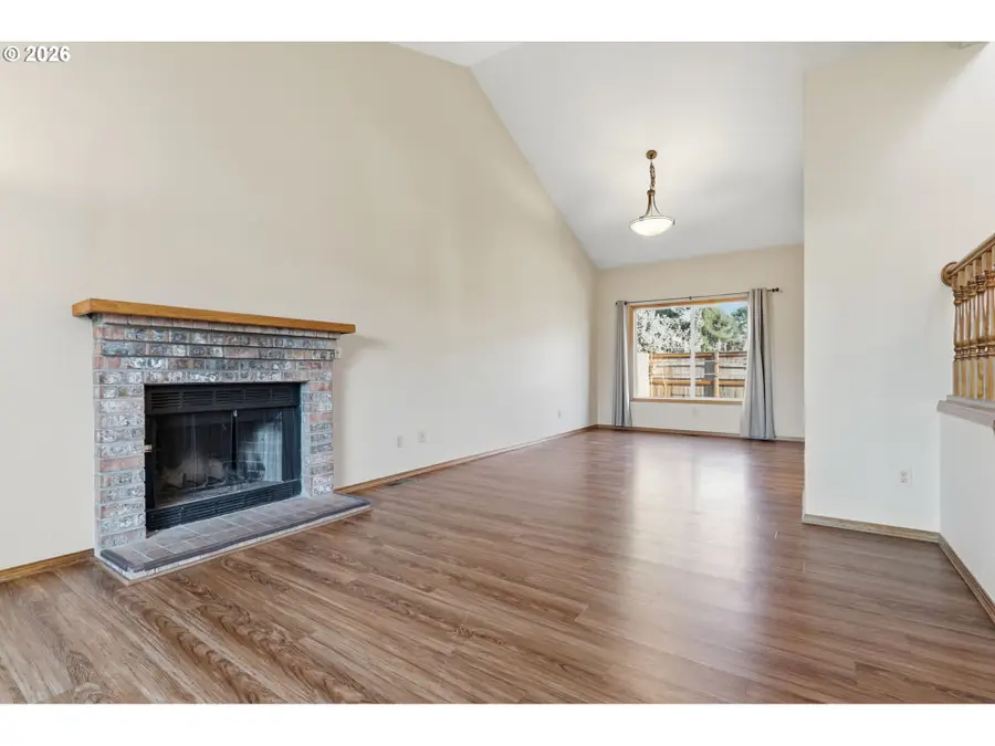 17512 NW Fieldstone Dr, Beaverton, OR 97006 - Image #3