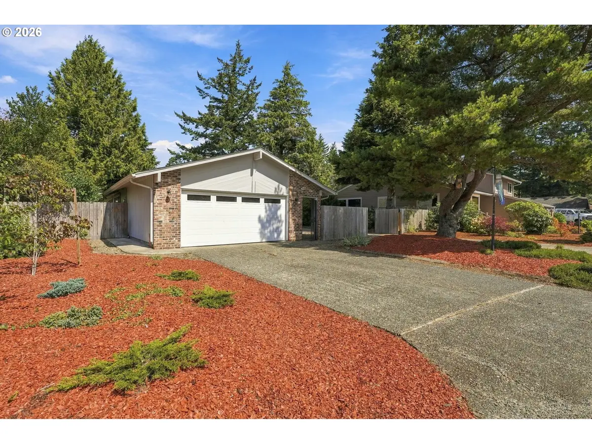 2265 24th St, Florence, OR 97439 - #1