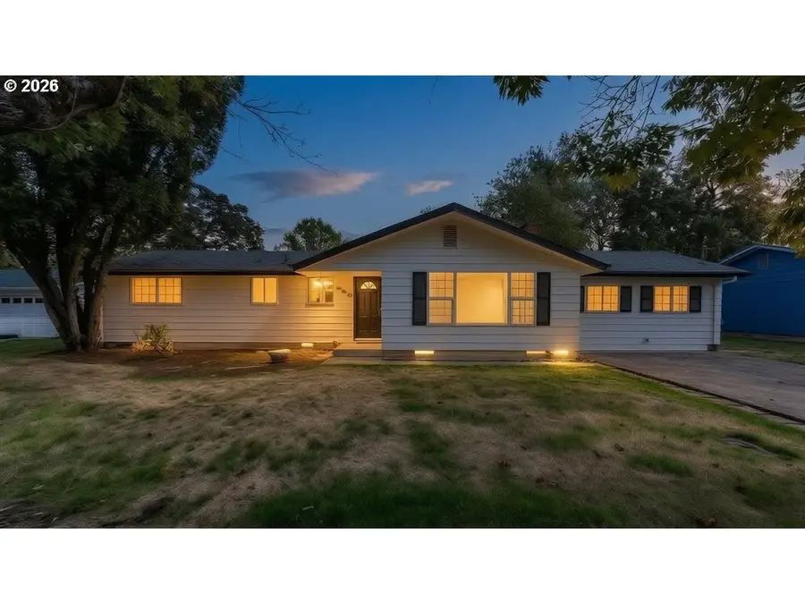 829 Rossmore St, Eugene, OR 97404 - #2