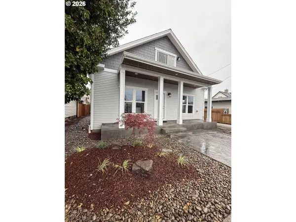 238 Oak St, Florence, OR 97439