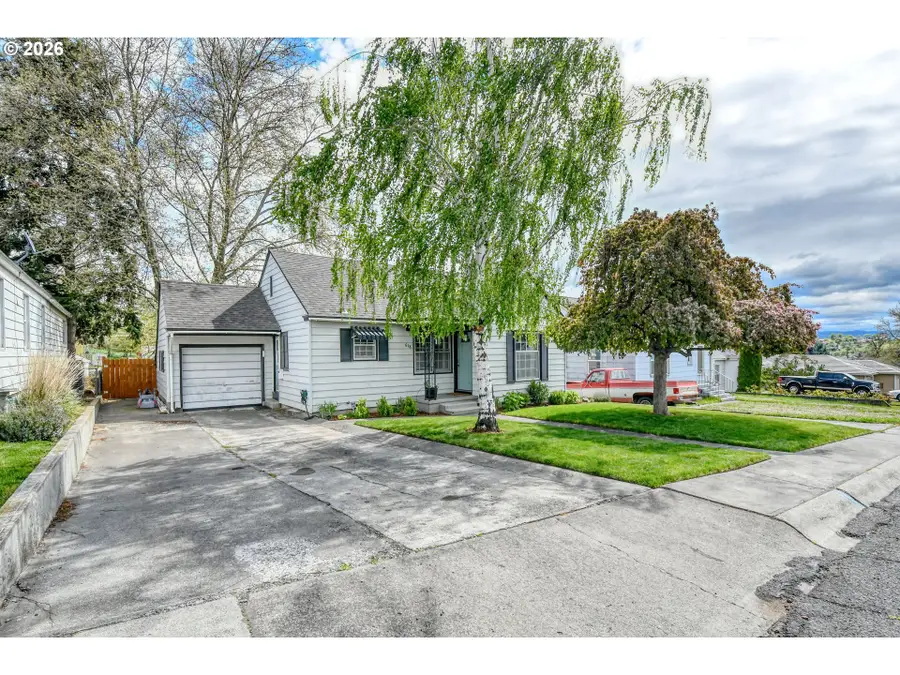 618 NW 9th St, Pendleton, OR 97801 - #3