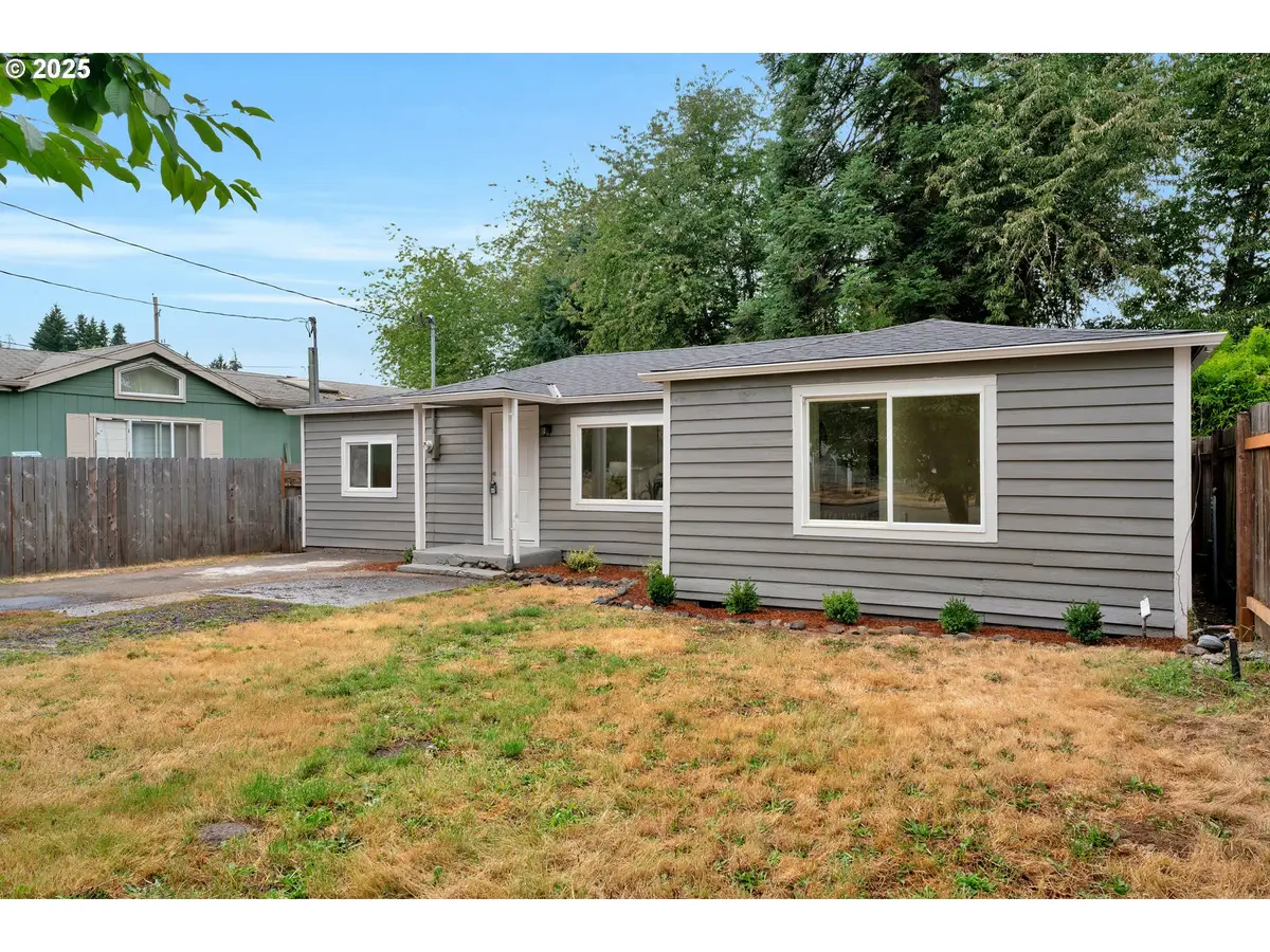 1330 Hawthorne St, Sweet Home, OR 97386 - Image #1