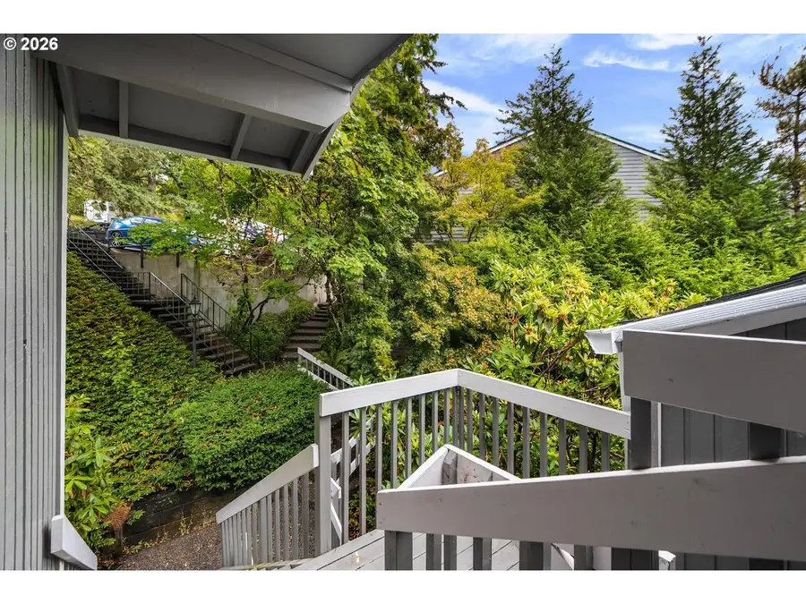 44 Eagle Crest Dr #38, Lake Oswego, OR 97035 - #3