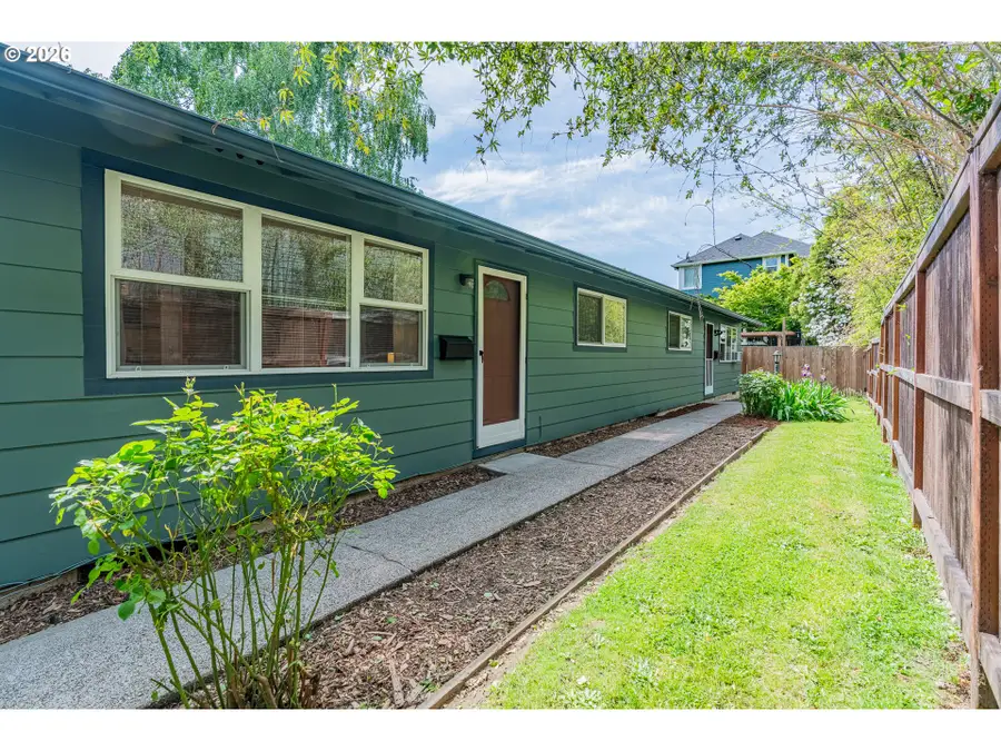 2913/2915 SE 19th Ave, Portland, OR 97202 - #2