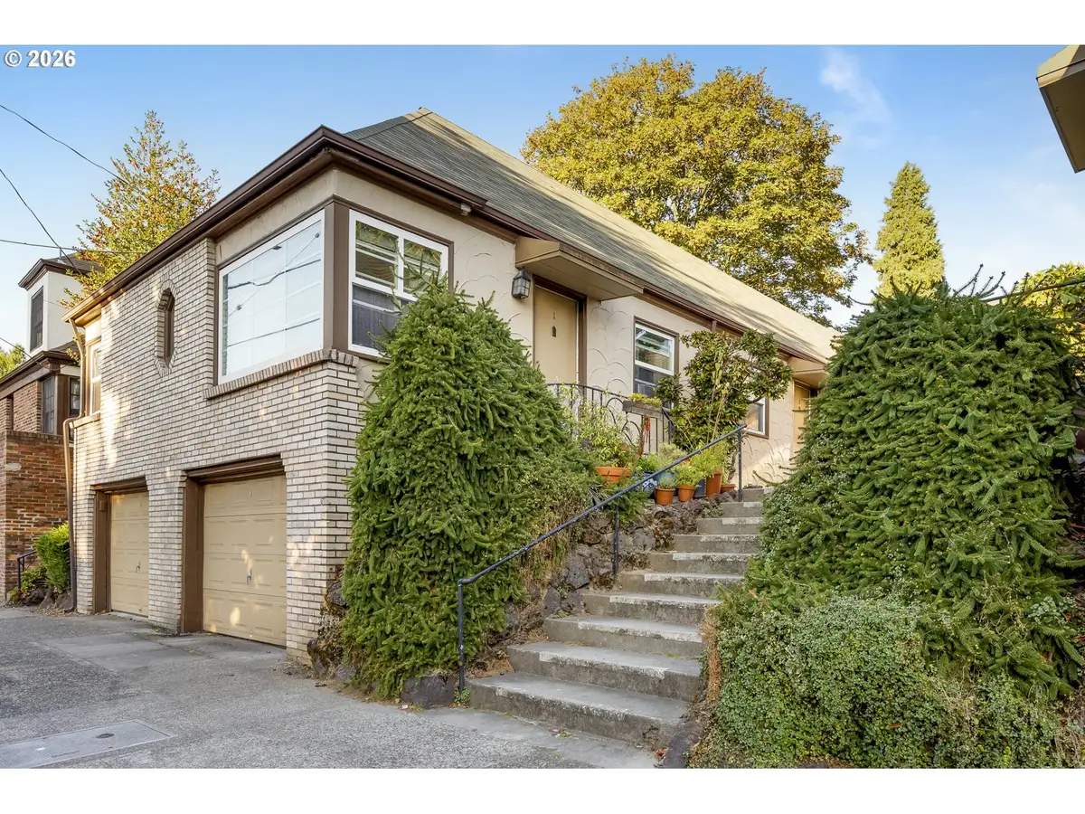 130 SE 31st Ave #8, Portland, OR 97214 - #1