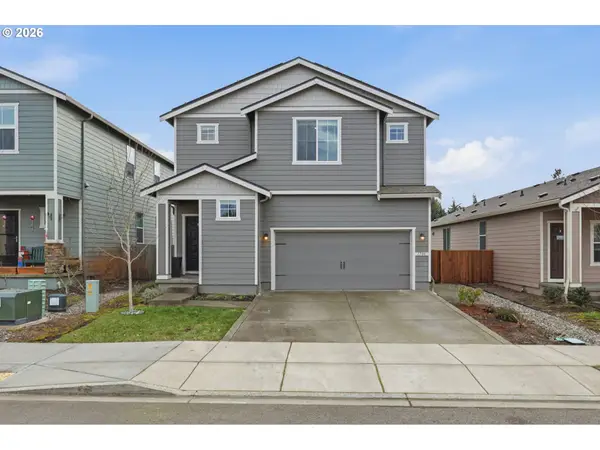 1706 W 12th St, LaCenter, WA 98629