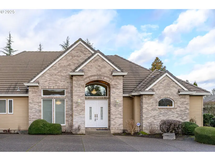 1755 NW Troon Ct, McMinnville, OR 97128 - Image #2