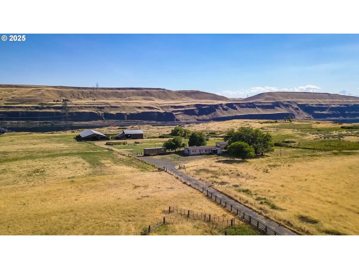 9230 State Route 14, Wishram, WA 98673 - Image #1