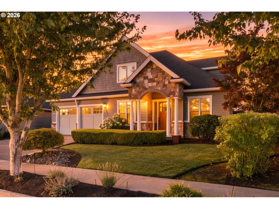2178 Meridian Dr, Woodburn, OR 97071 - #2