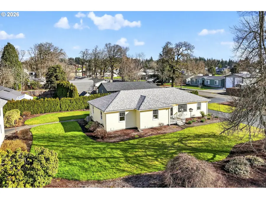 15880 Swan Ave, Oregon City, OR 97045 - #2