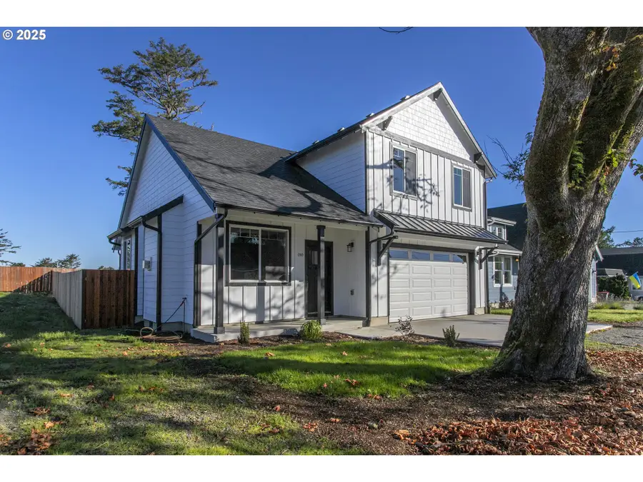 790 17th Ave, Seaside, OR 97138 - Image #2