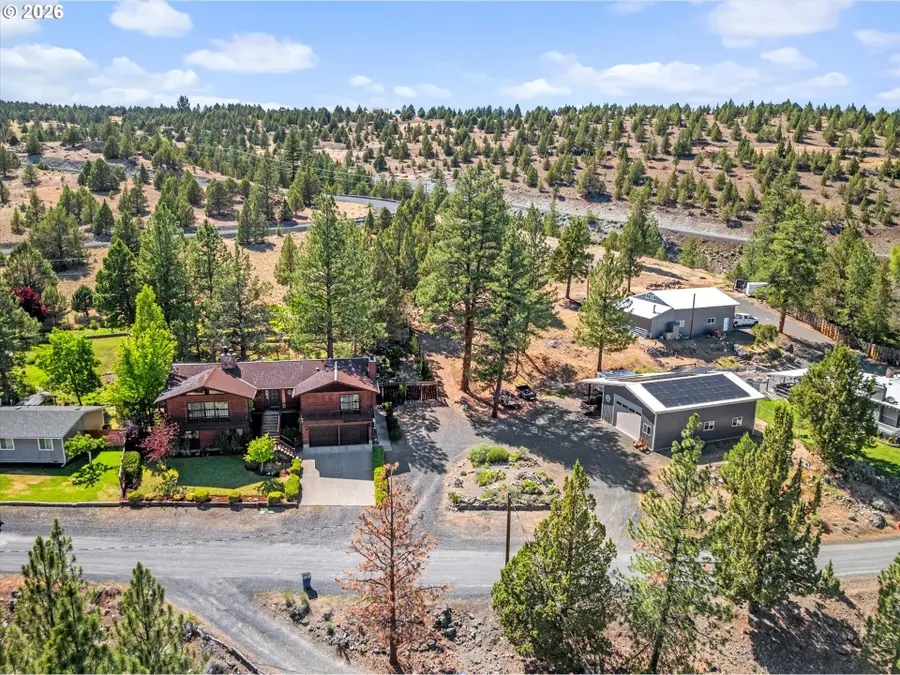 208 Adam Dr, Canyon City, OR 97820 - #2