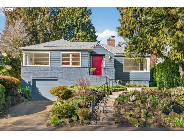 6825 SW 8th Ave, Portland, OR 97219