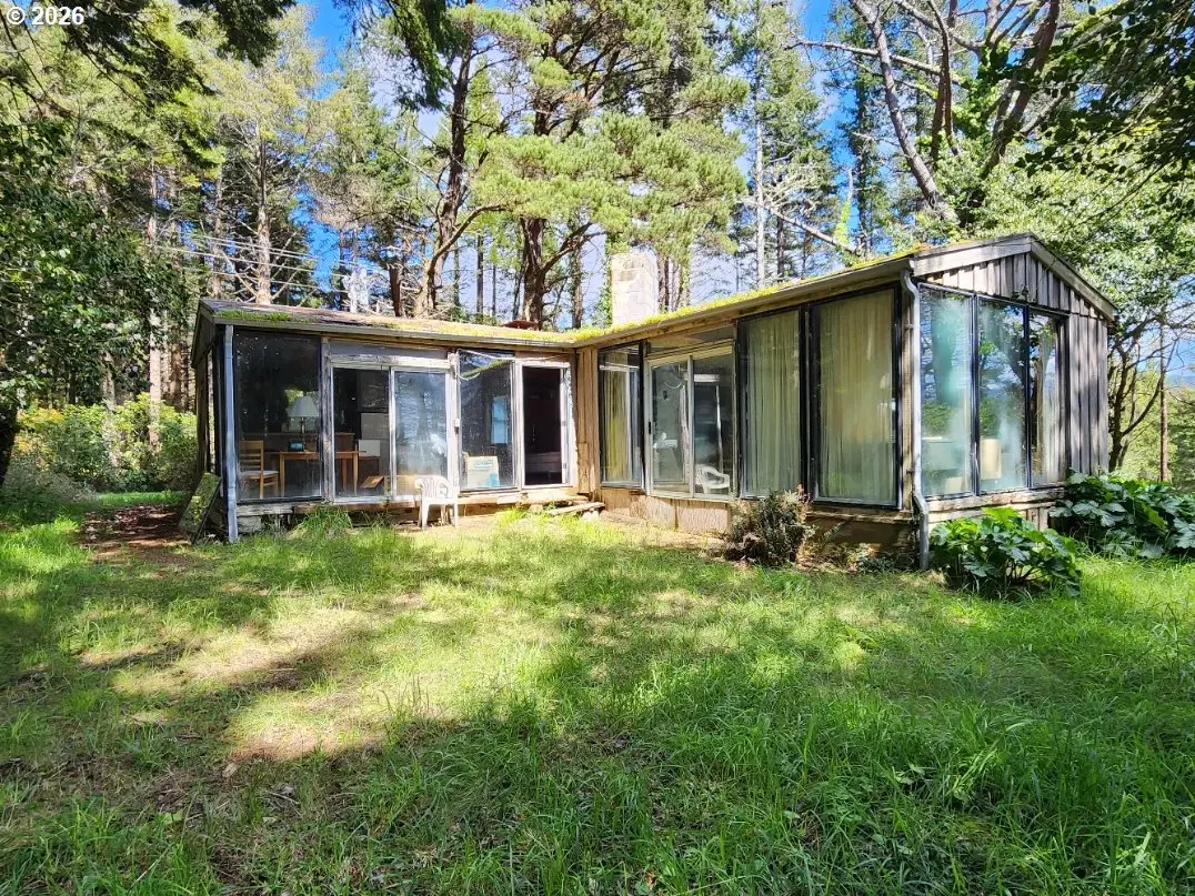 93204 Cemetery Loop Rd, Port Orford, OR 97465 - #1