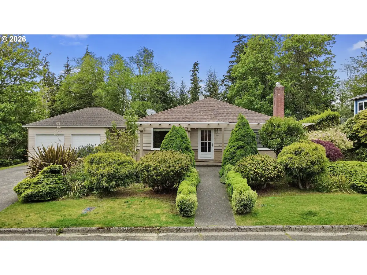 228 Kensington Ave, Astoria, OR 97103 - #1