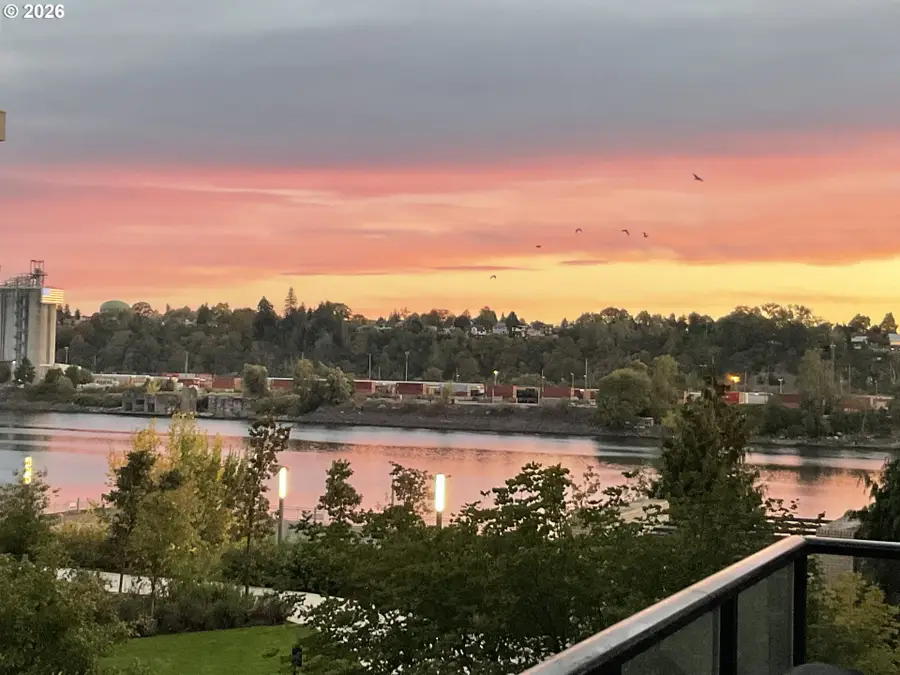 1830 NW Riverscape St #307, Portland, OR 97209 - Image #3