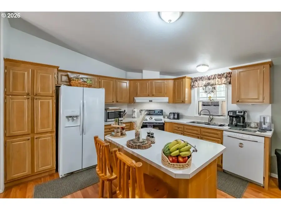 43077 N River Dr, Sweet Home, OR 97386 - #3