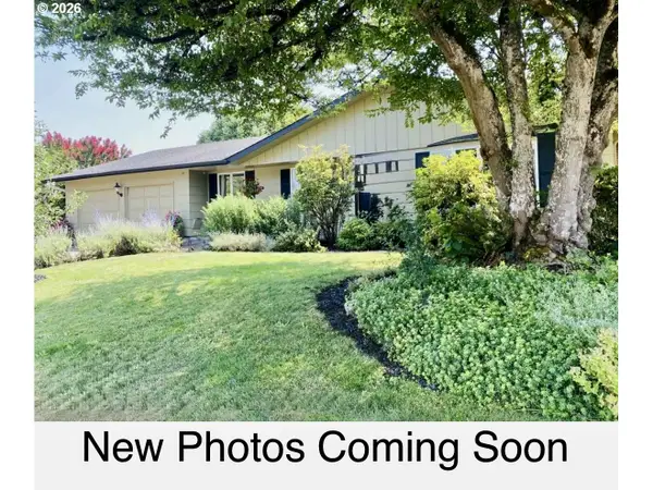 619 Blackstone St, Springfield, OR 97477