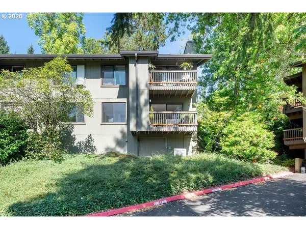 7542 SW Barnes Rd #C, Portland, OR 97225