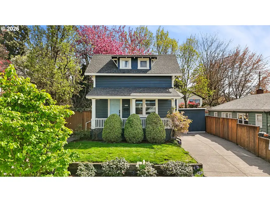 3914 SE Schiller St, Portland, OR 97202 - #3
