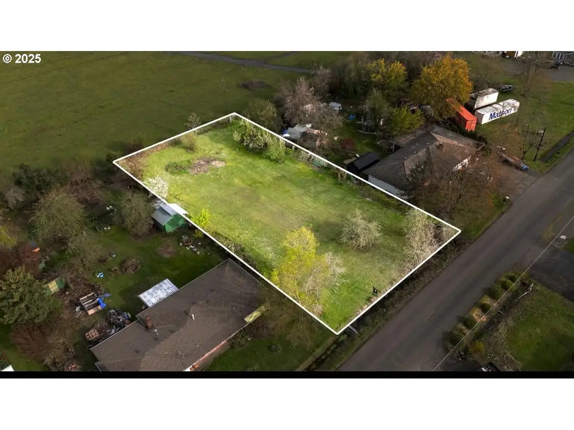 500 View Ln, Lebanon, OR 97355 - Image #1