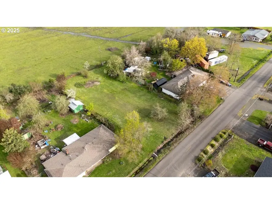 500 View Ln, Lebanon, OR 97355 - Image #2