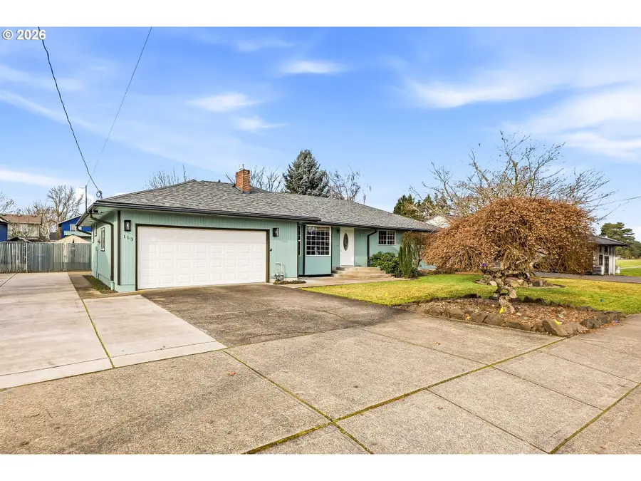 153 S 26th Ave, Cornelius, OR 97113 - Image #2