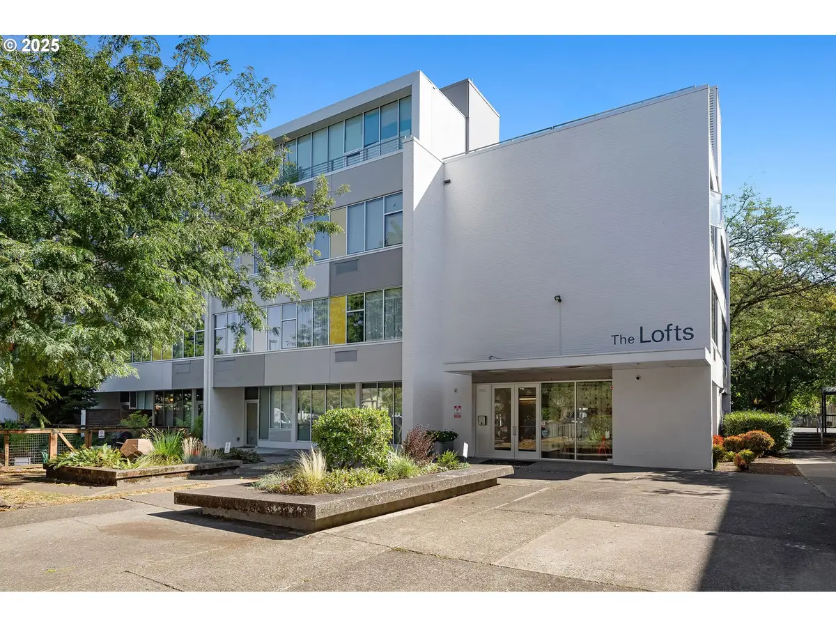 900 NE 81st Ave #111, Portland, OR 97213 - Image #1