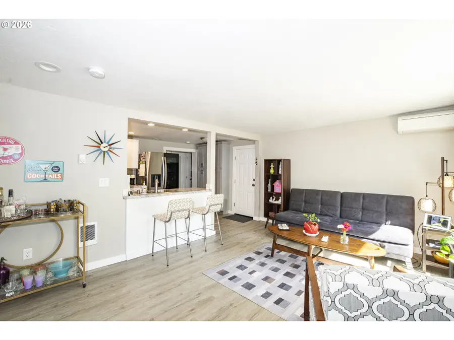 1161 W 18th Ave, Eugene, OR 97402 - #3