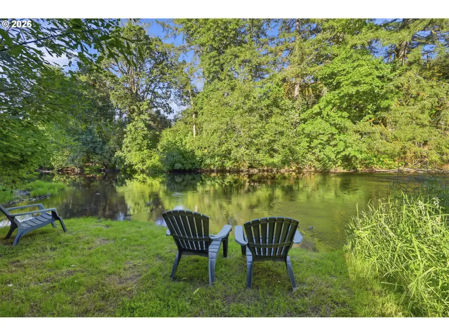 92319 Marcola Rd, Marcola, OR 97454 - #2