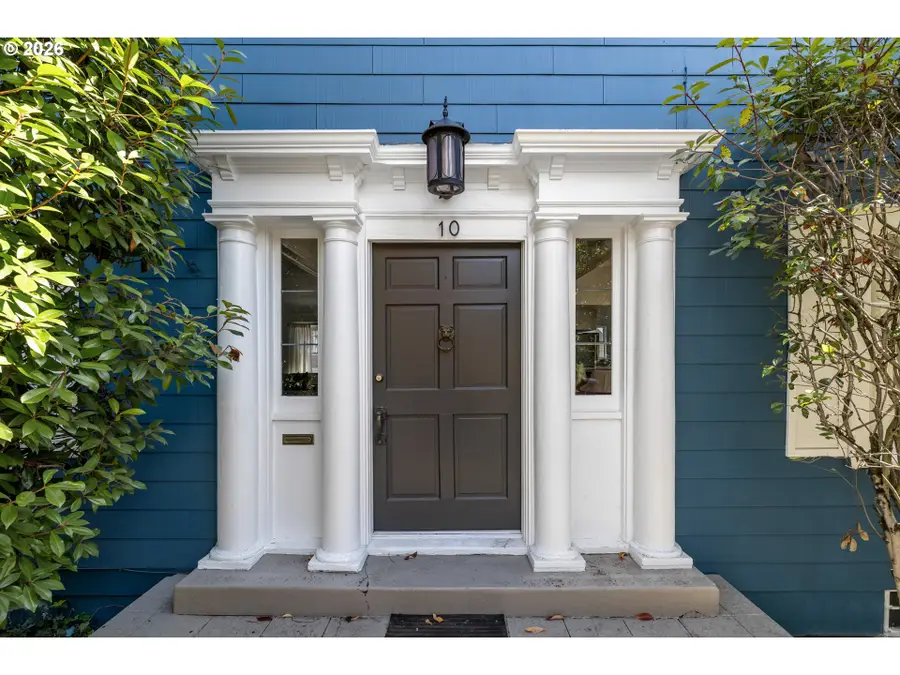 10 SE Cesar E Chavez Blvd, Portland, OR 97214 - #2