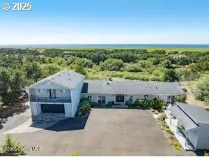 89796 Sea Breeze Dr, Warrenton, OR 97146 - Image #1