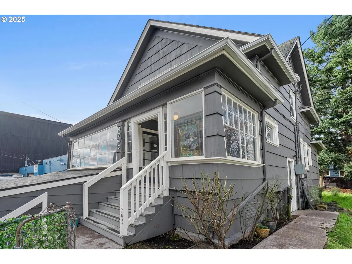 4743 N Albina Ave, Portland, OR 97217 - Image #1