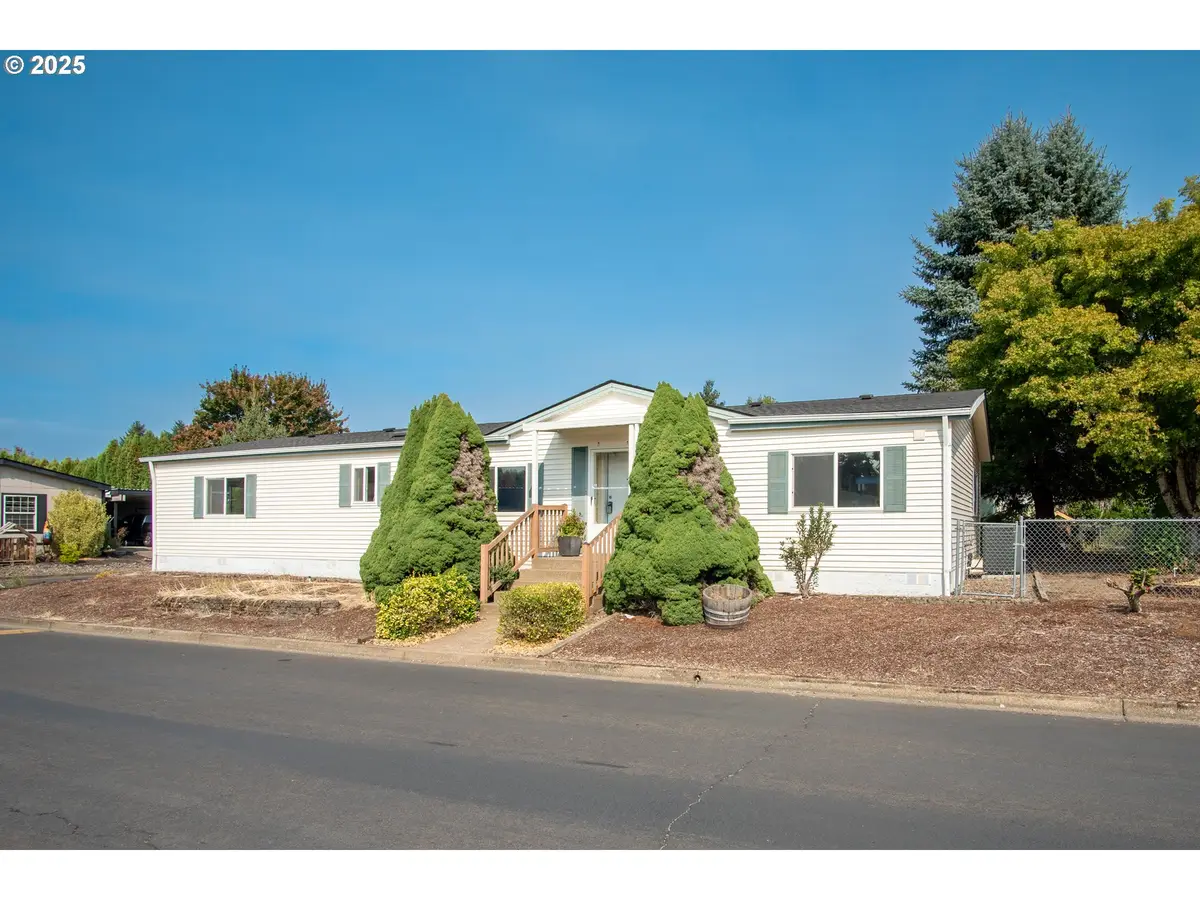 1145 SW Cypress St #12, McMinnville, OR 97128 - Image #1