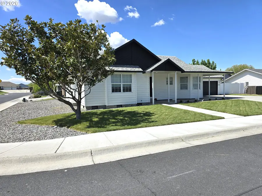 1236 SW 7th St, Hermiston, OR 97838 - #3