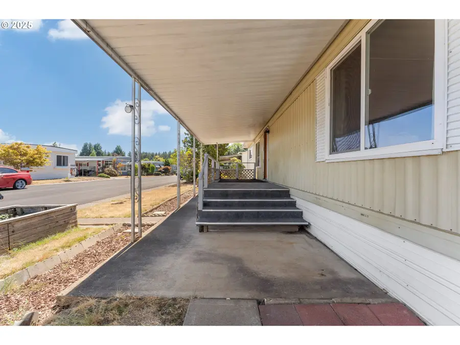 2681 SE River Rd #8, Hillsboro, OR 97123 - Image #3