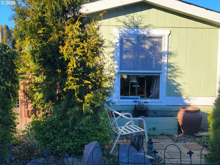 2980 NE Division St #43, Gresham, OR 97030 - Image #2