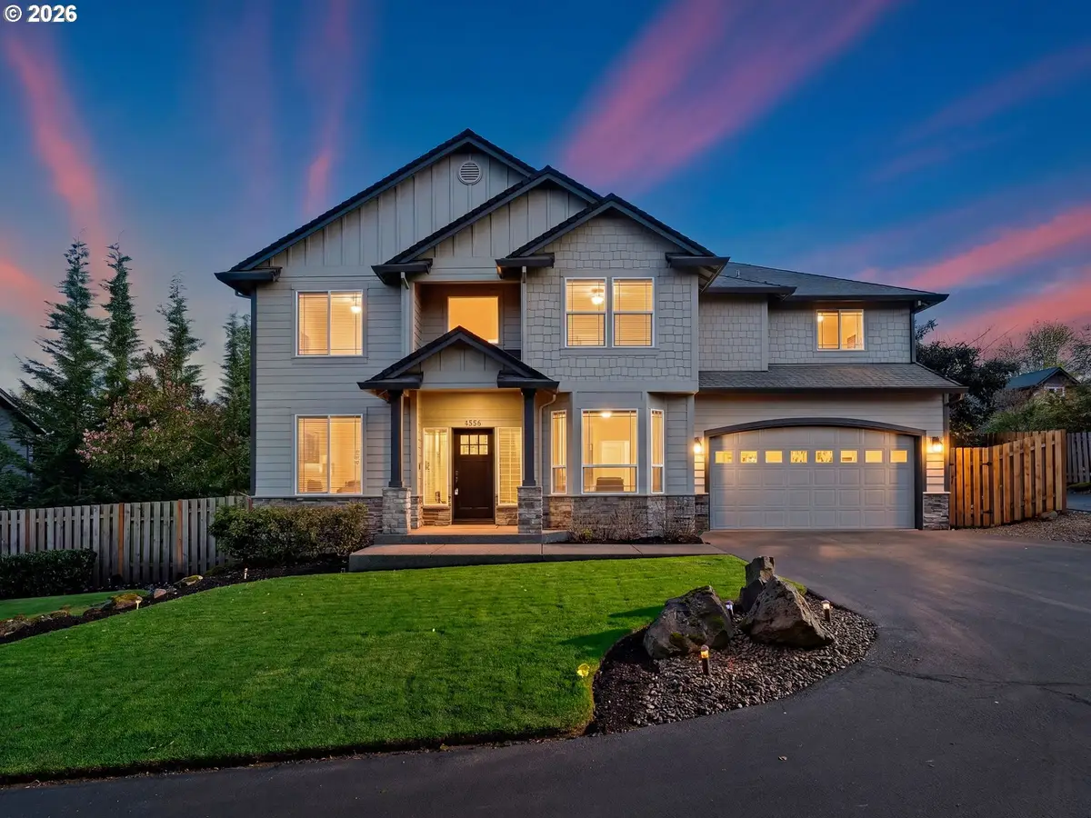 4556 SW Taylors Ferry Rd, Portland, OR 97219 - #1