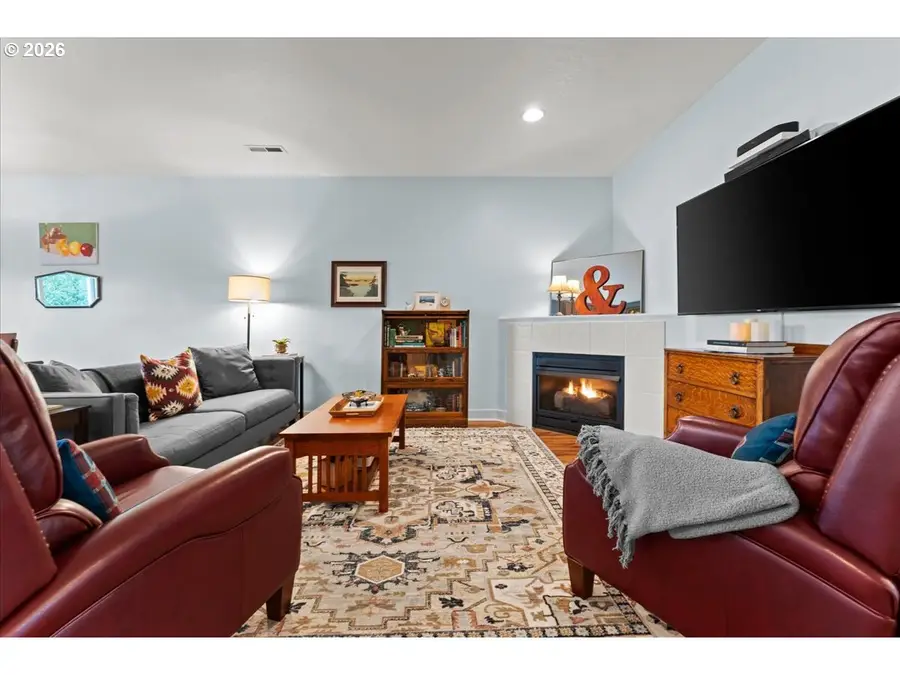 21123 NE Osburn Loop, Fairview, OR 97024 - #3