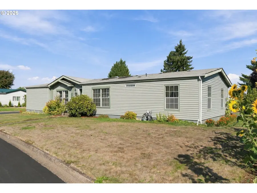 1145 SW Cypress St #55, McMinnville, OR 97128 - #3