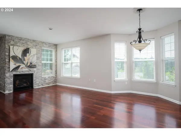 2395 Snowberry Ridge Ct, WestLinn, OR 97068