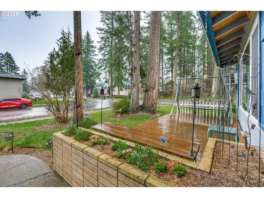 909 NE 177th Ave, Gresham, OR 97230 - #3