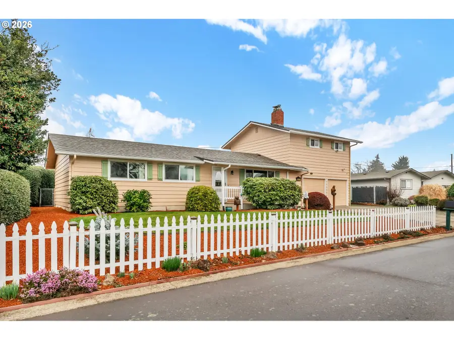 3579 Oxbow Way, Eugene, OR 97401 - #2