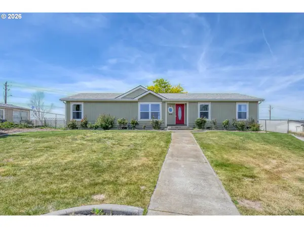 3010 SW Terrace Dr, Pendleton, OR 97801